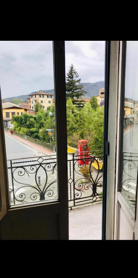 Appartamento Casa Robina Barga Esterno foto