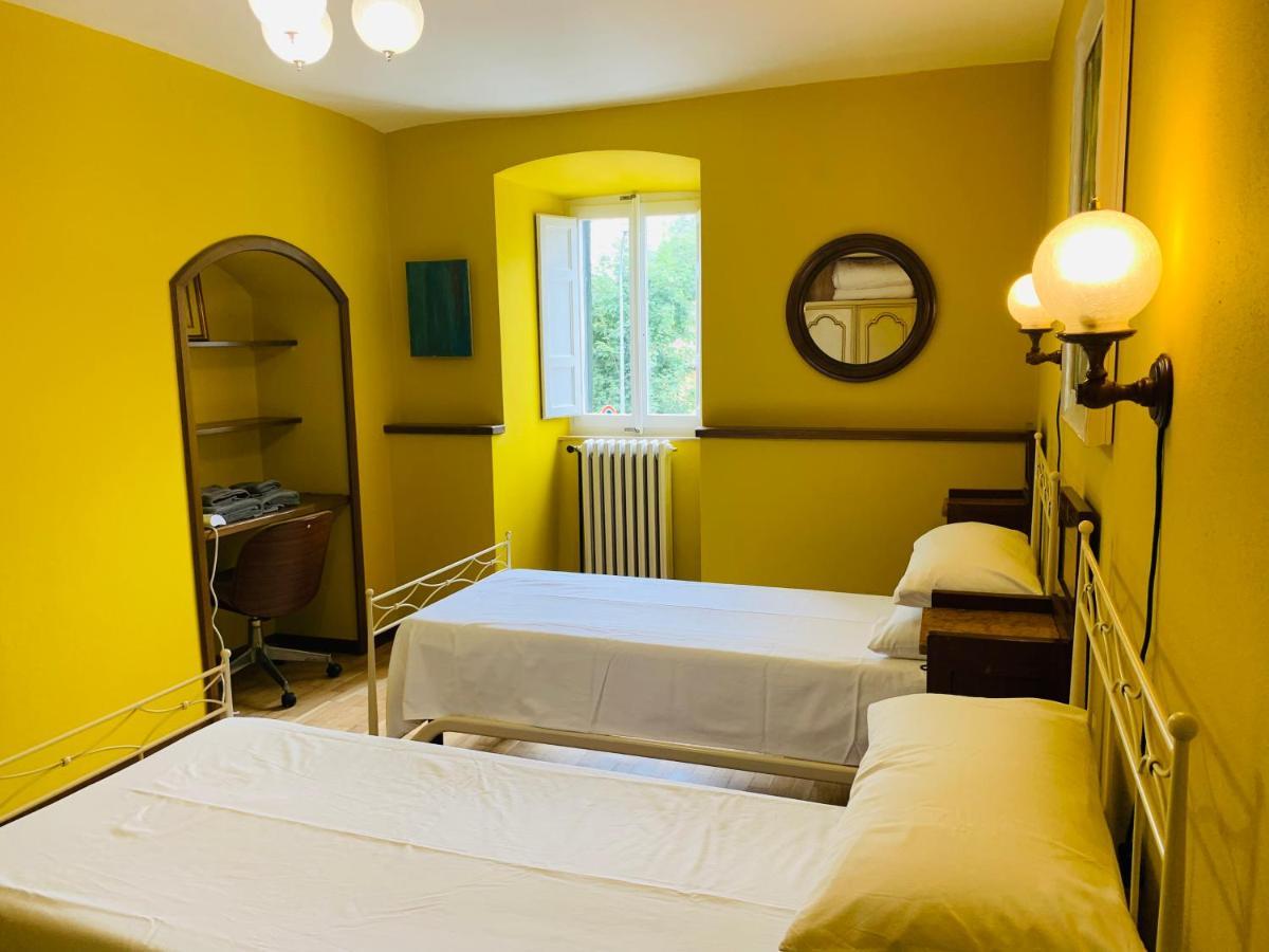 Appartamento Casa Robina Barga Esterno foto